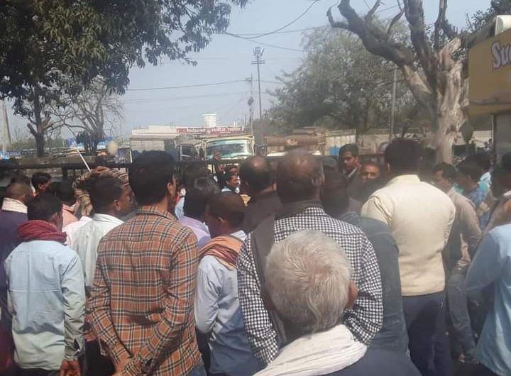 बरौनी डेयरी में कार्यरत श्रमिक की मौत, फैक्ट्री छोड़कर भागे प्रबंध निदेशक