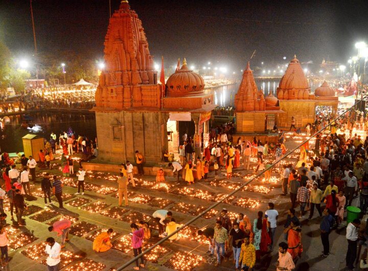 मप्रः उज्जैन में एक साथ प्रज्ज्वलित हुए 11 लाख 71 हजार 78 दीप, बना विश्व रिकार्ड